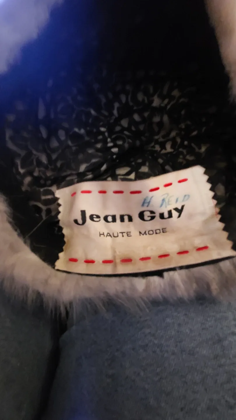 Jean Guy Haute Mode Fur Hat image indicator(5)