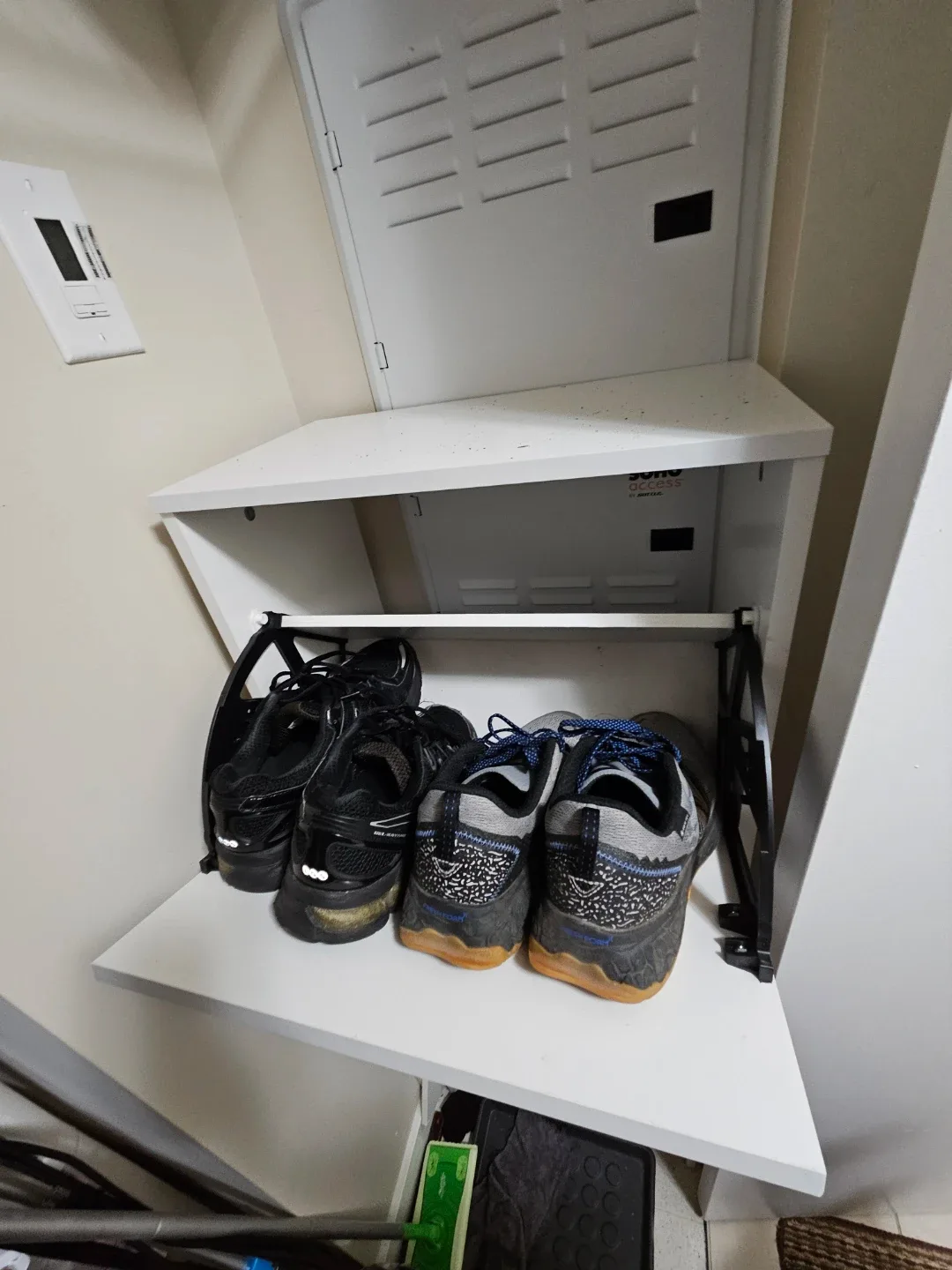 IKEA Hemnes Shoe Cabinet - Great Condition! image indicator(2)