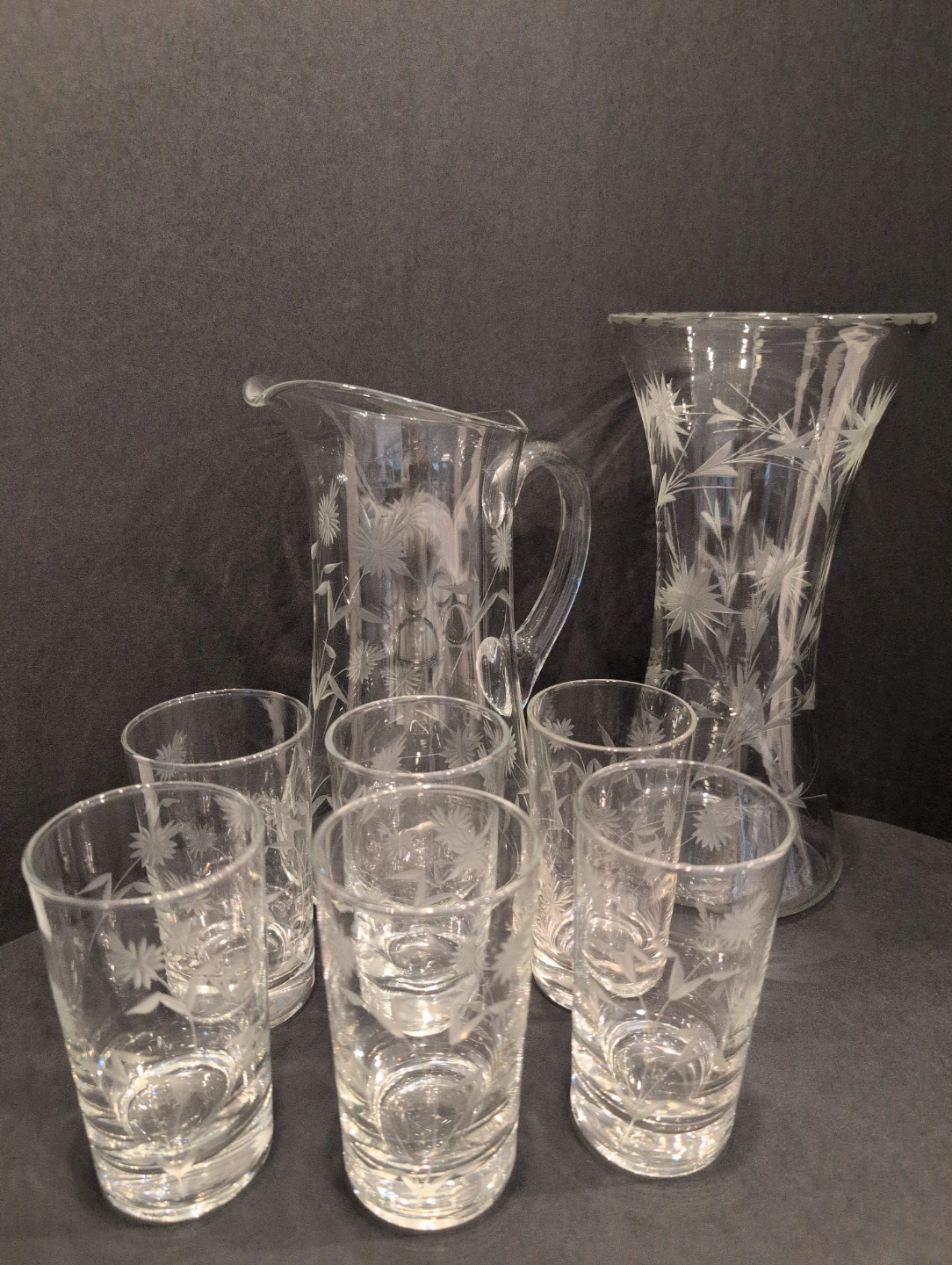 Vintage Etched Glass Pitcher, Vase, and 6 Tumblers - photo 2