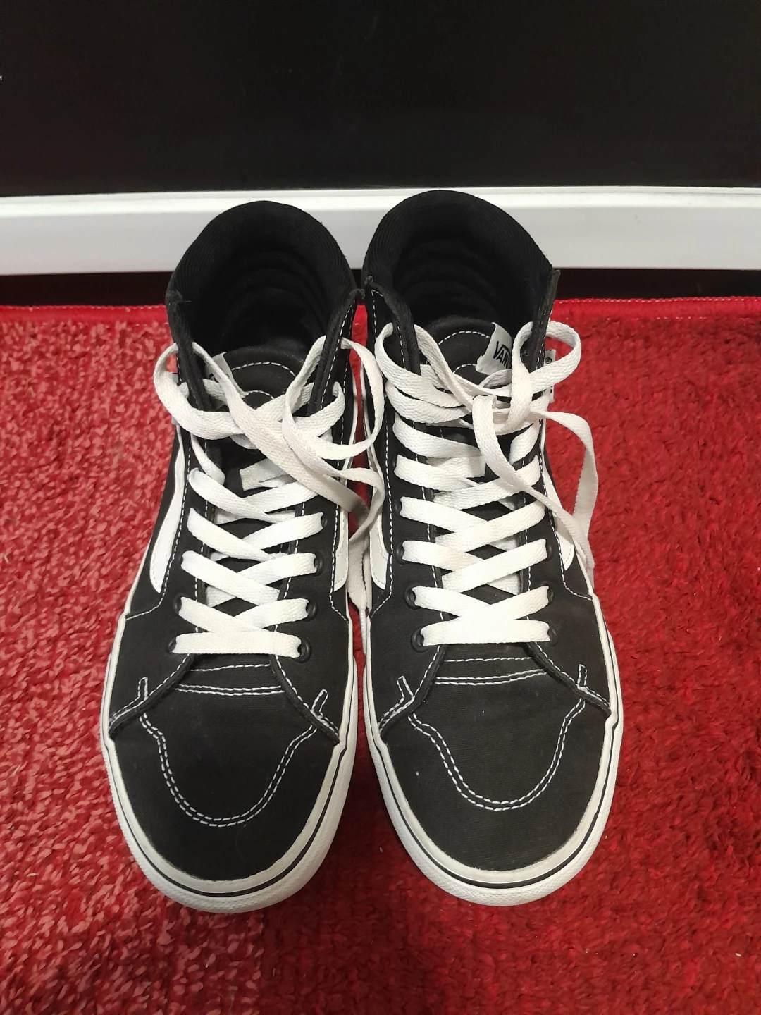 Vans Sk8-Hi Black/White Shoes