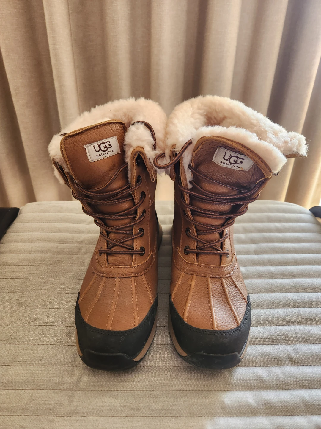 UGG Waterproof Leather Boots, Size 7 - photo 2