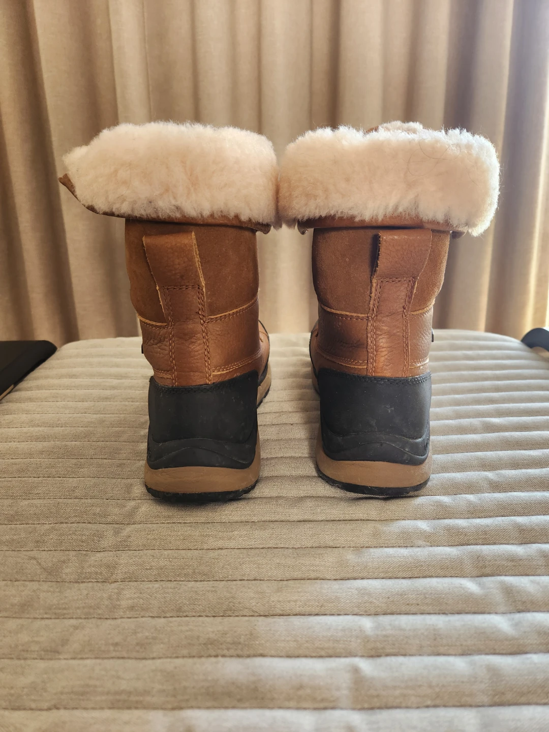 UGG Waterproof Leather Boots, Size 7 - photo 4