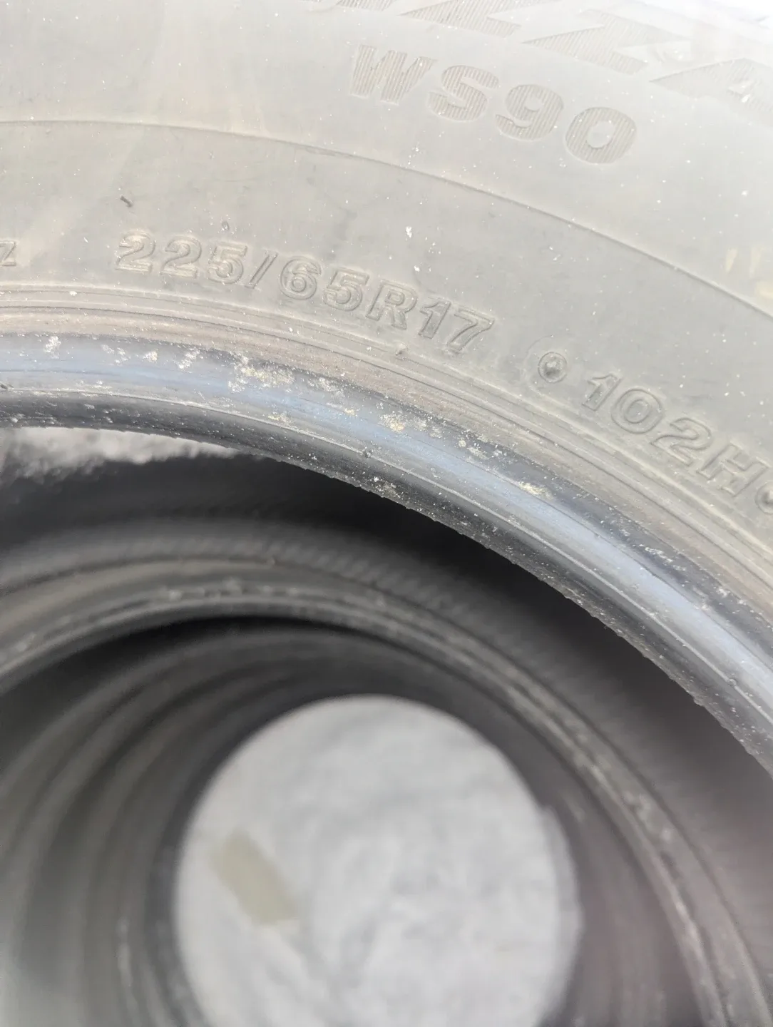 225 65 r17 winter tires in .tread Bridgestone blizzack.