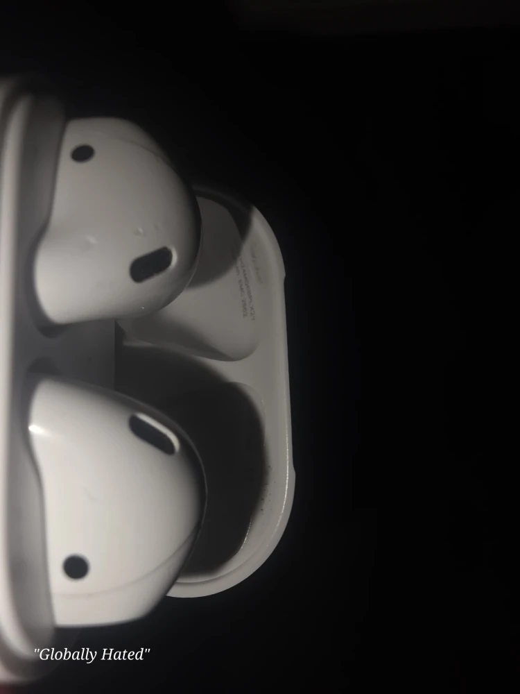 Apple AirPods 2 - photo 2