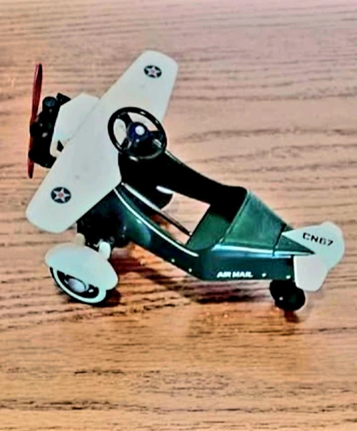 Unique Vtg. 1935 Steelcraft Airplane Model