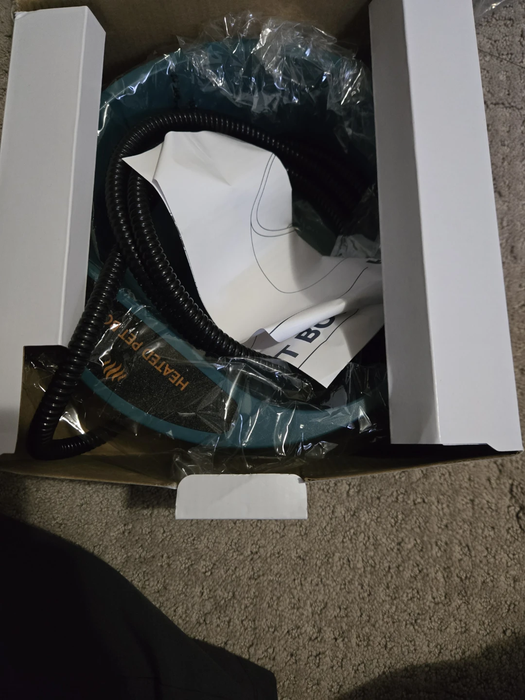 Heated Pet Bowl - 2.2L Capacity New - photo 3