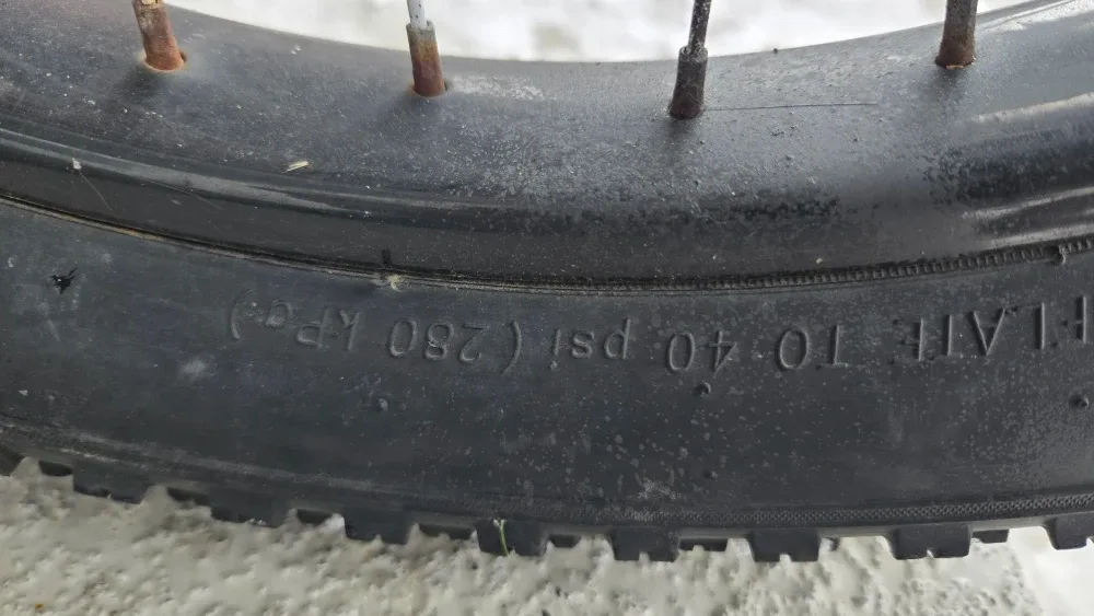 Bike Tire 20 x 2.80 image indicator(4)