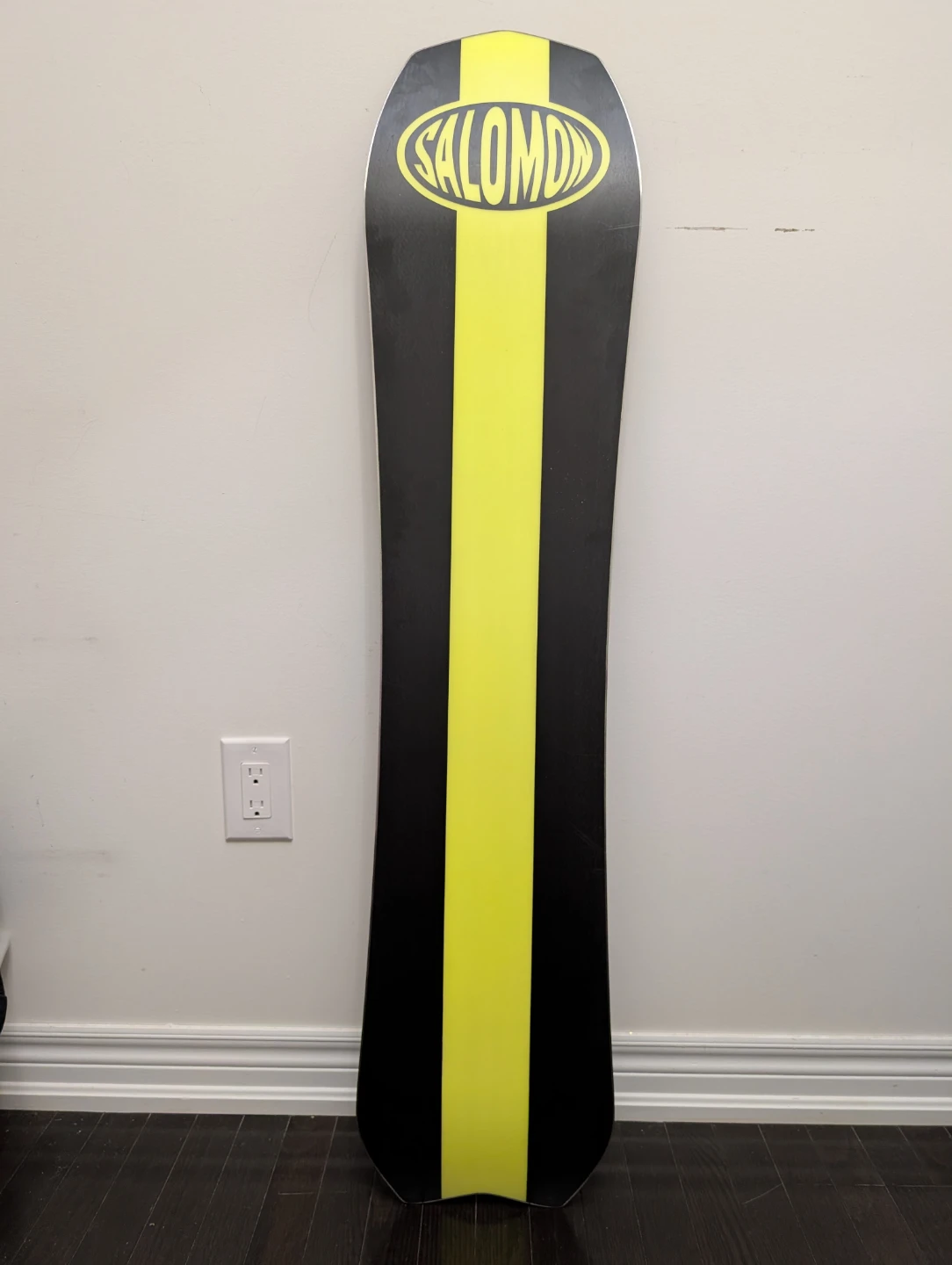 Salomon Snowboard - Black & Yellow - photo 3