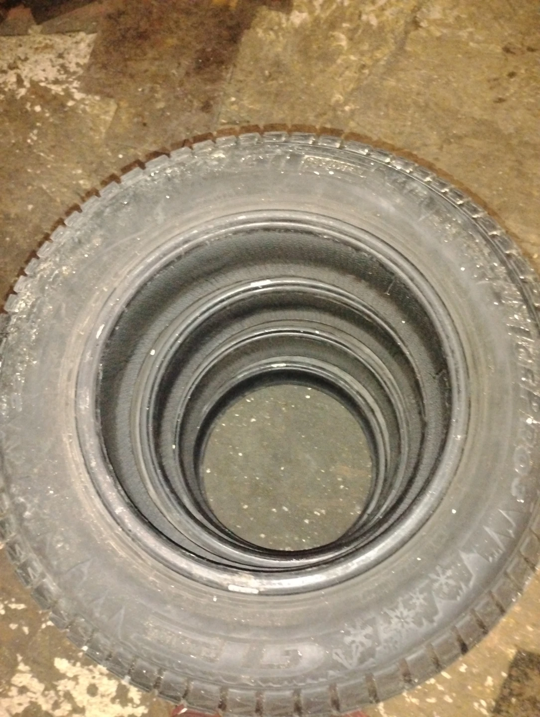Set of 4 Used 225/60R16 Tires - photo 4