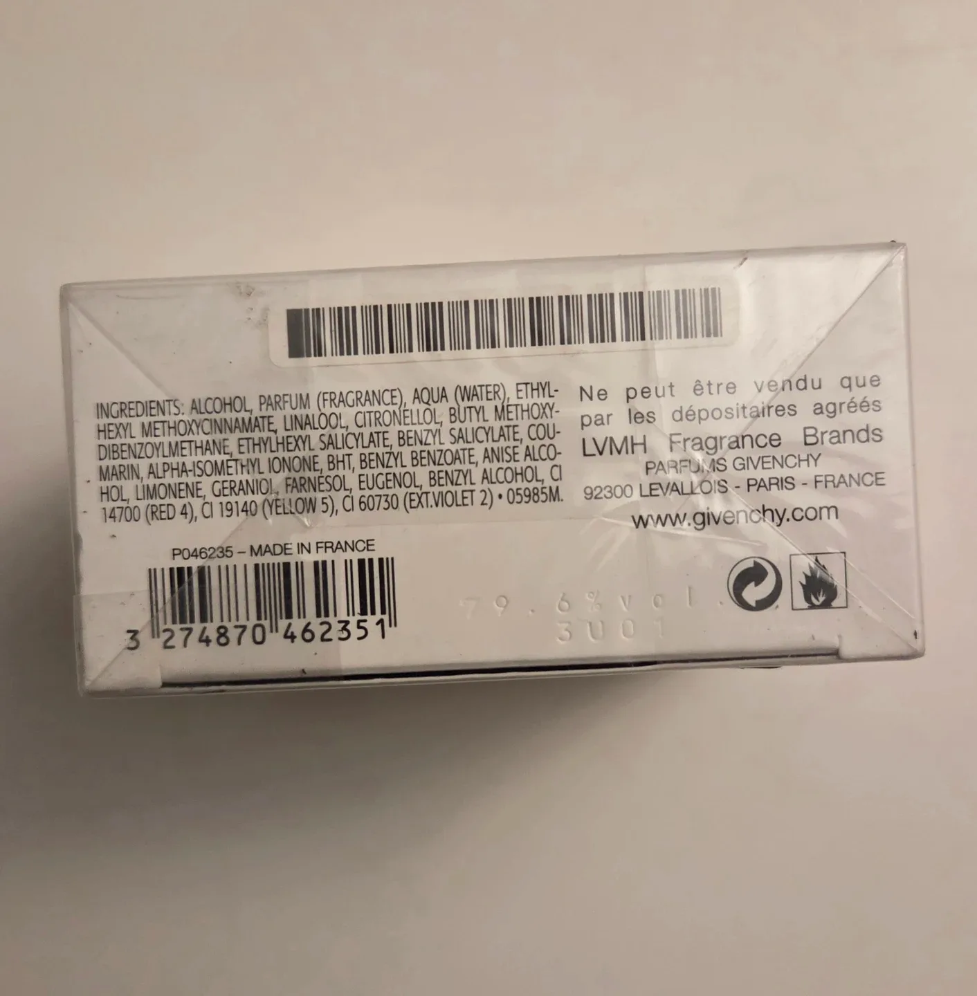 Givenchy Dahlia Noir Perfume image indicator(3)
