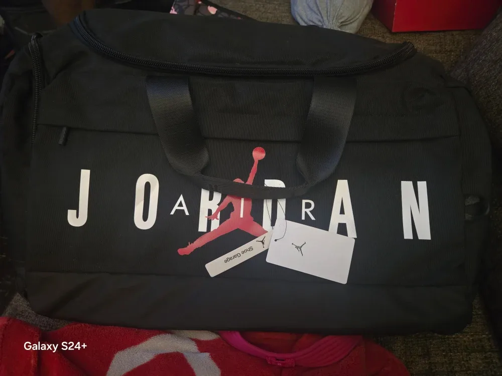 Jordan Black Duffle Bag image indicator(2)