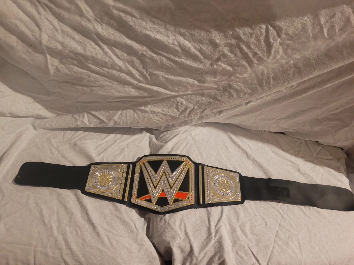 WWE Heavyweight Champion Toy Belt