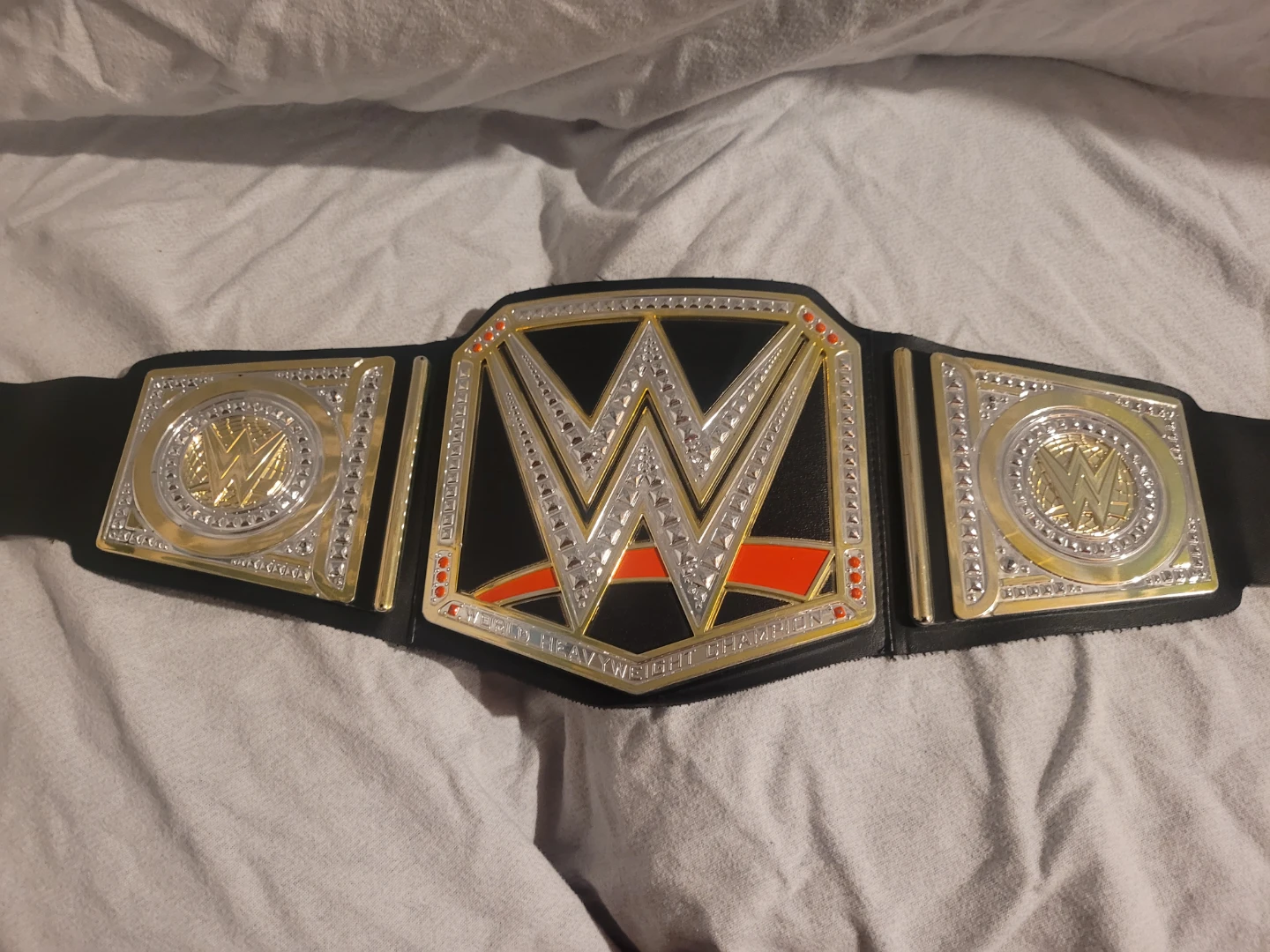 WWE Heavyweight Champion Toy Belt - photo 2