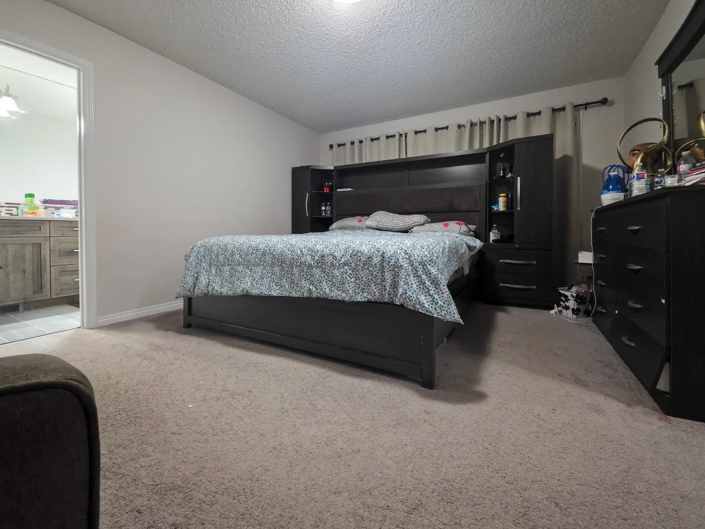 3 bed, 2.5 bath house for rent image indicator(8)