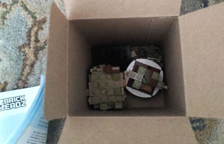 LEGO BrickHeadz Marvel Potted Groot 40671 - photo 2