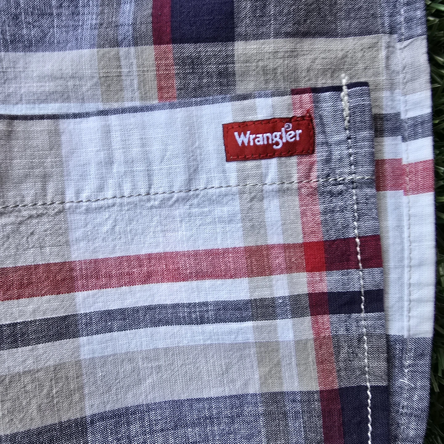 *New Wrangler Plaid Shirt - Size L - photo 3