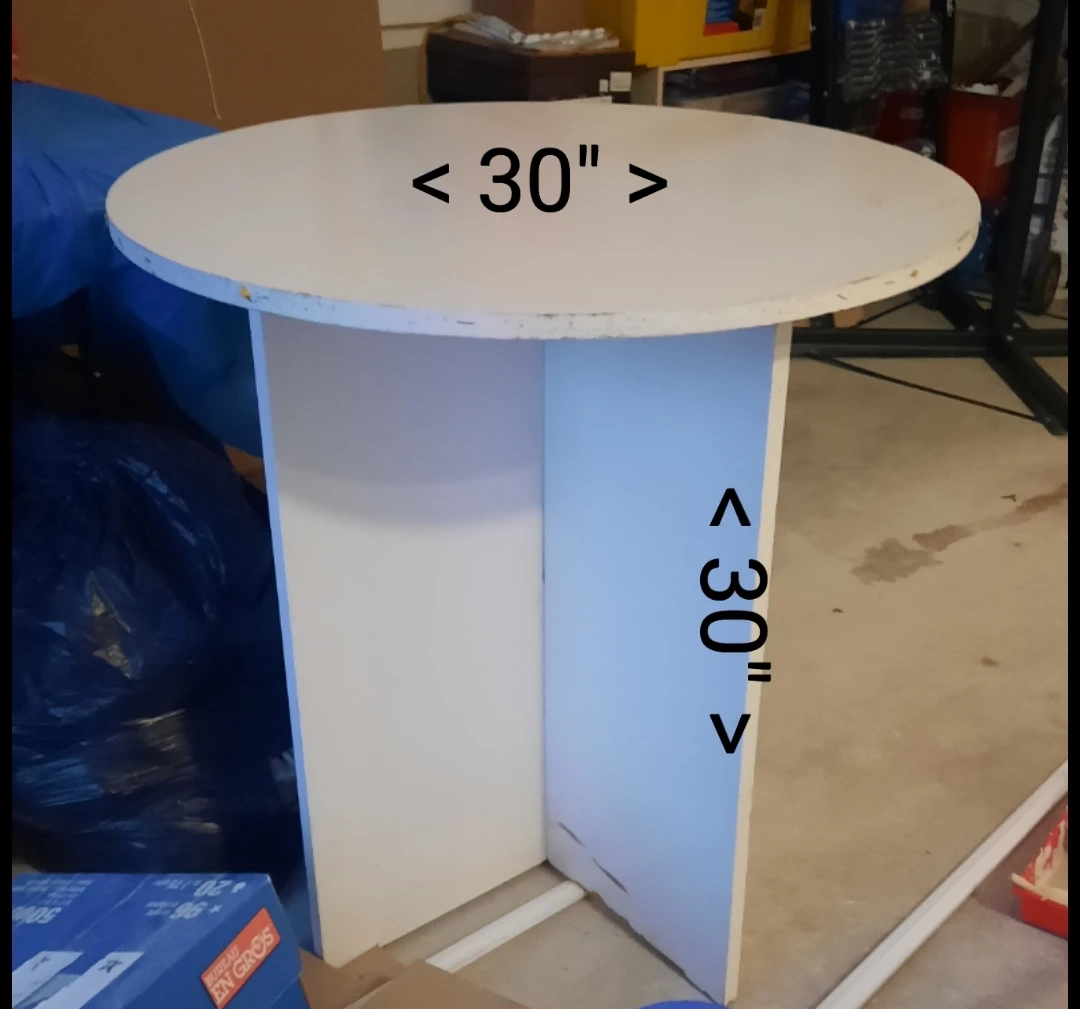 Round White Table removable top 30"X30"