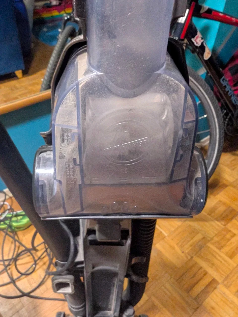 Hoover vacuum - not new but barely used image indicator(6)