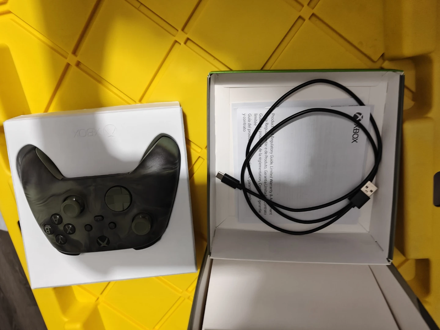 New Xbox Nocturnal Vapor Wireless Controller - photo 2