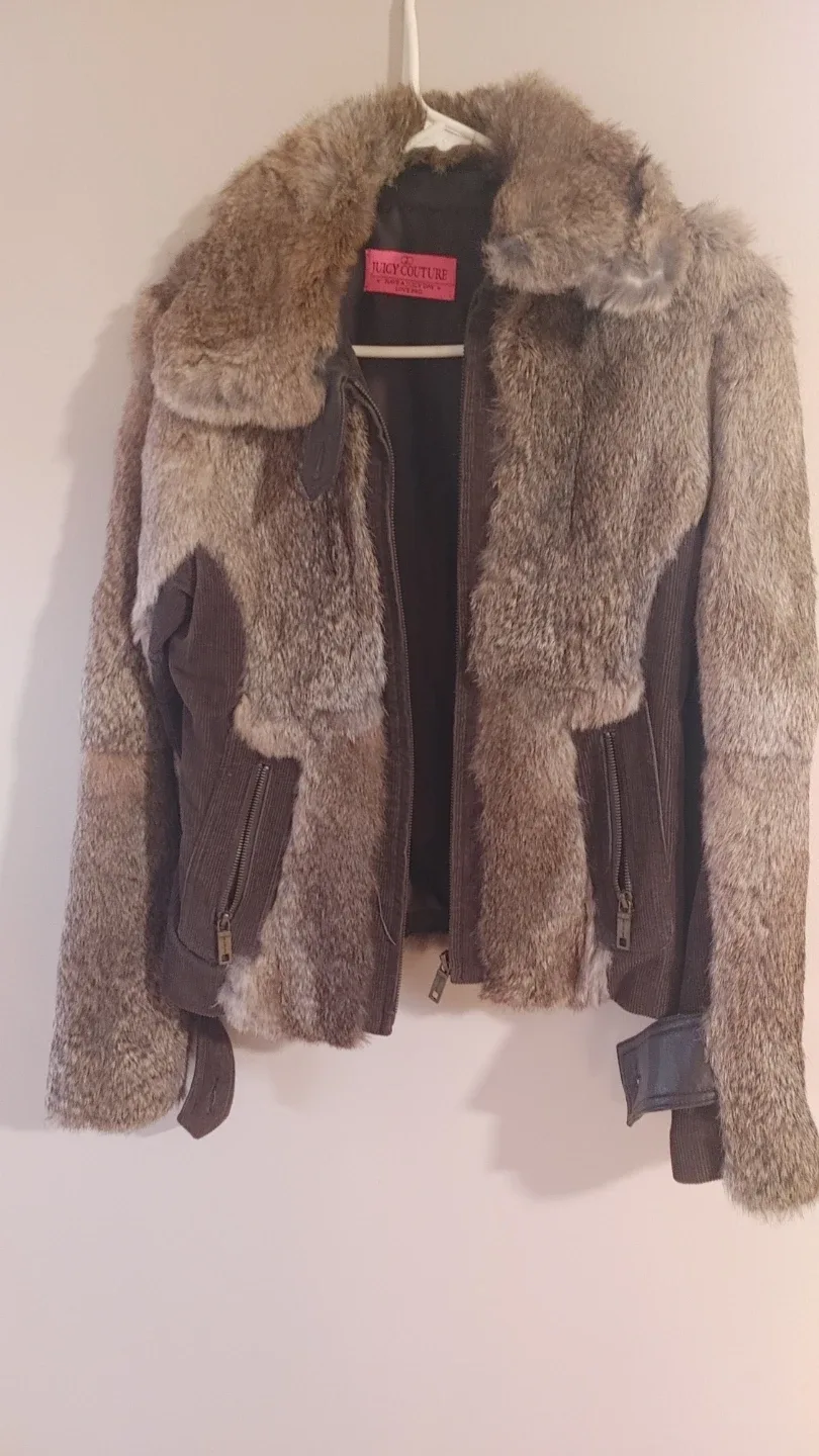 Juicy Couture Fur & Corduroy Jacket - Size M image indicator(3)
