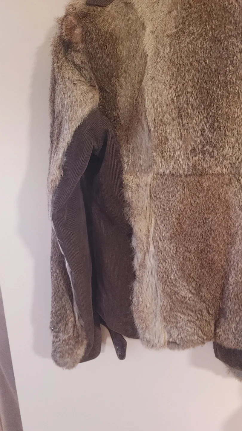 Juicy Couture Fur & Corduroy Jacket - Size M image indicator(7)