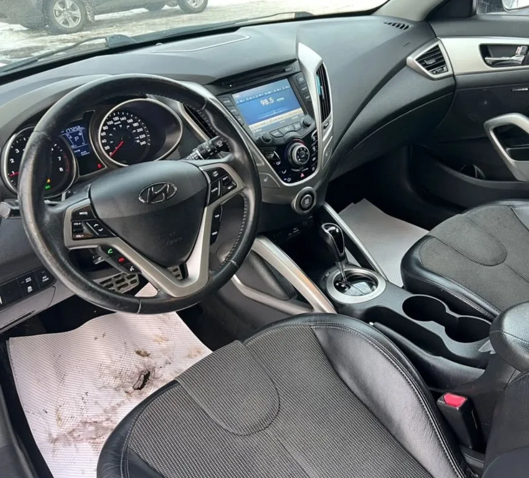 2012 Hyundai Veloster image indicator(7)