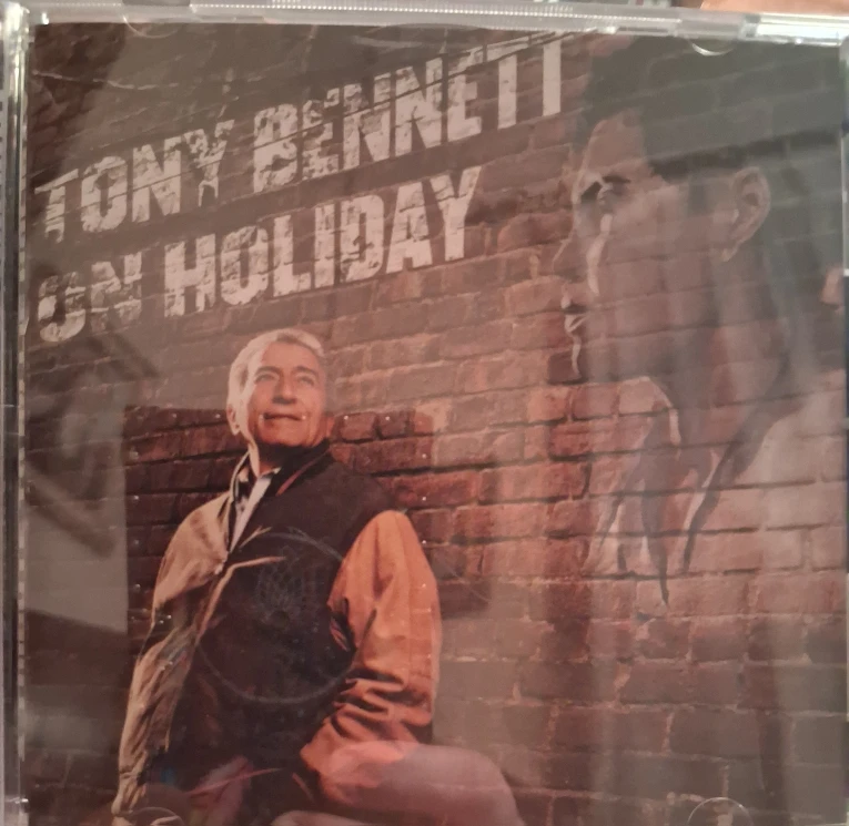Tony Bennett - On Holiday CD