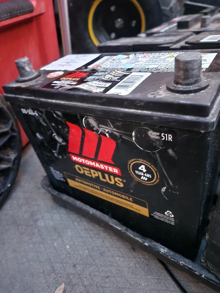 Motomaster OEPlus Automotive Battery image indicator(2)