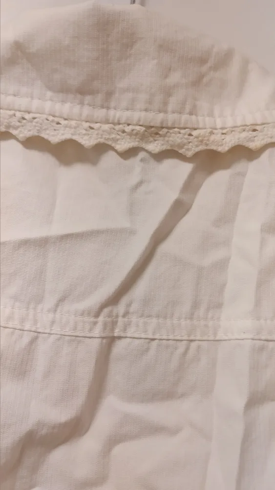 White Short Sleeve Button-Up Top size small image indicator(10)