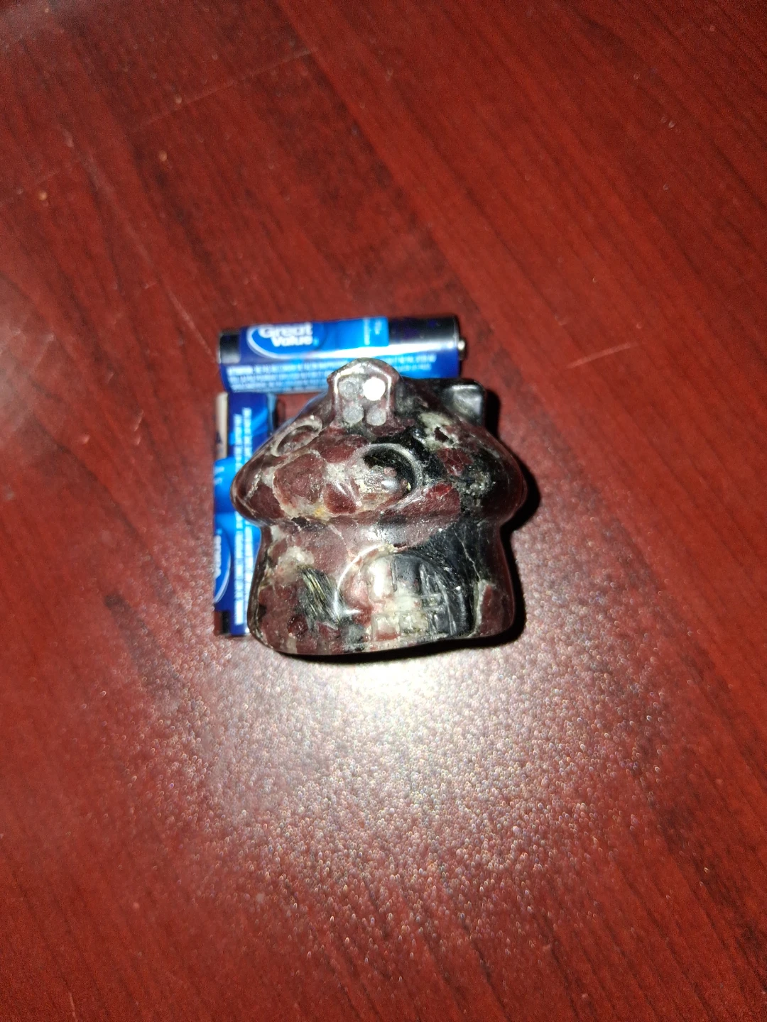 Arfvedsonite & Garnet Mineral Carved Mushroom House - photo 3