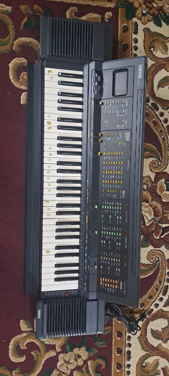 Yamaha PSR-6300 Keyboard