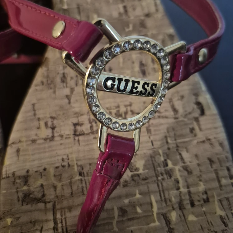 Guess Red Cork Sandals Size 10 - photo 2