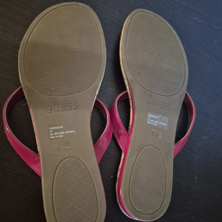 Guess Red Cork Sandals Size 10 - photo 3
