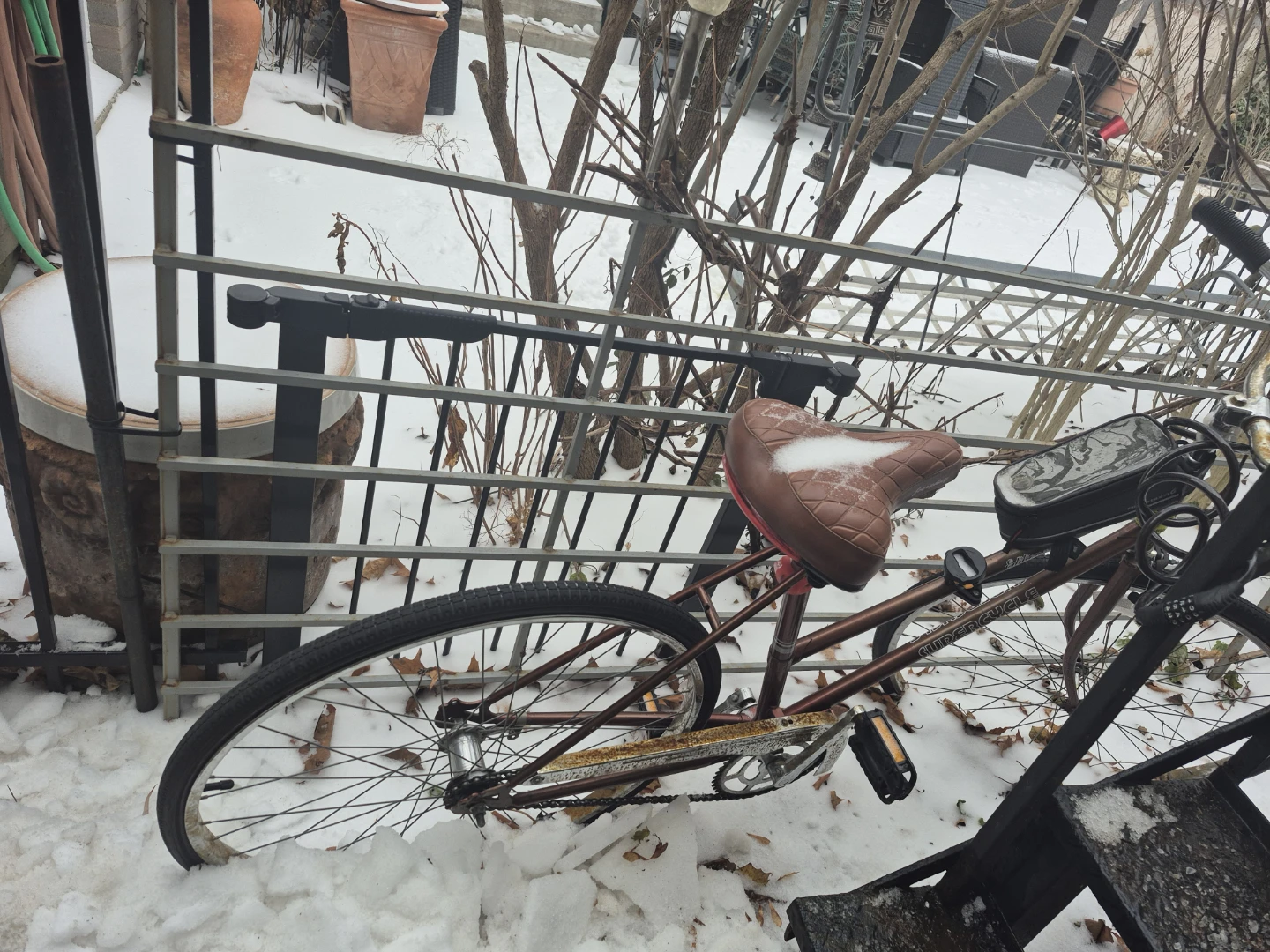 Vintage Brown Bike - photo 2