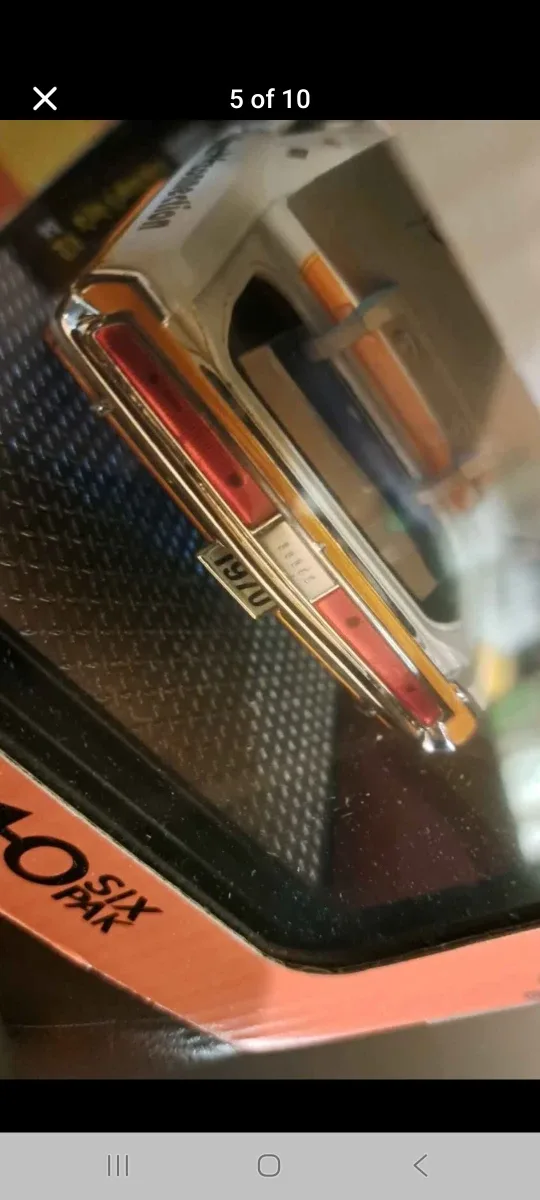 M2 machines Paul Rossi 1970 Dodge Challenger T/A - Drag Car image indicator(5)