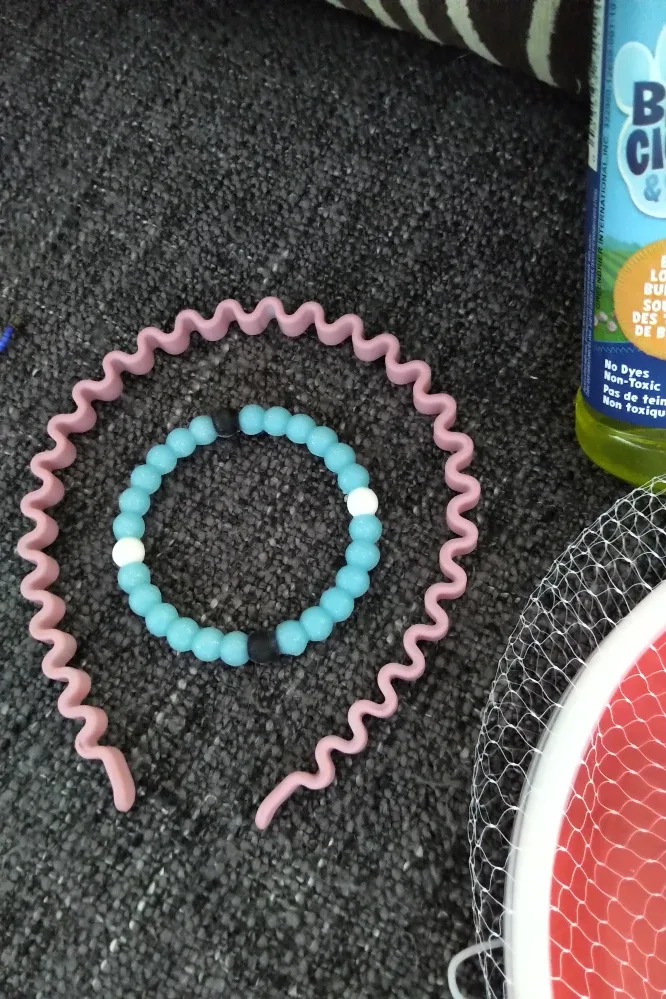 Blue's Clues Bubbles & Bracelet Set,ball set image indicator(5)