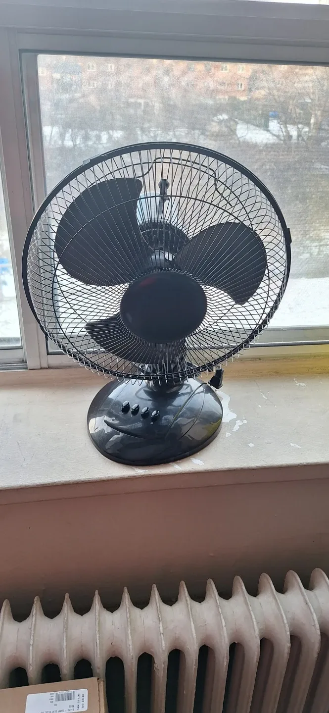 Black Table Fan#cleanout