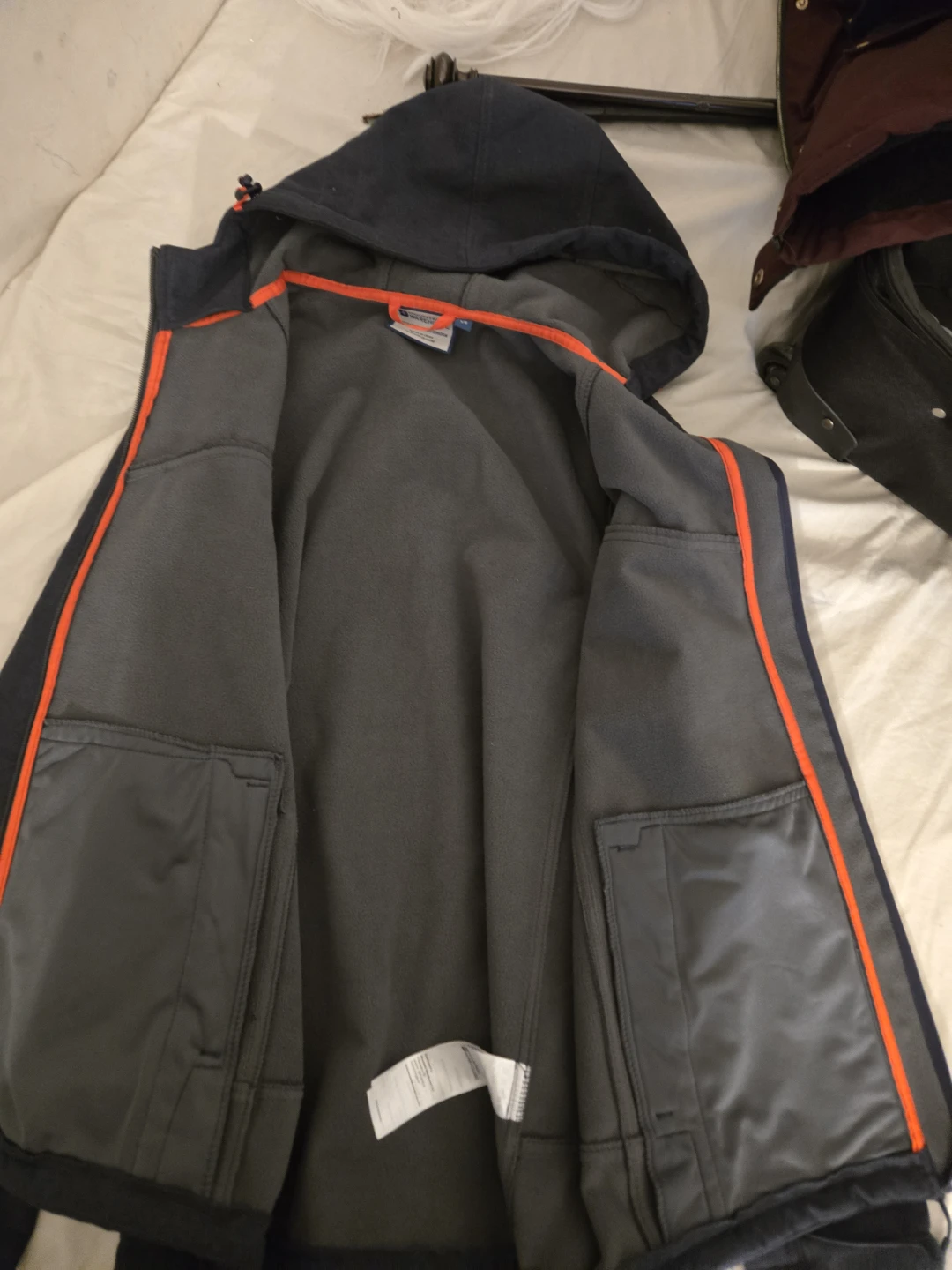 Mountain Warehouse Softshell Jacket - Size L - photo 2