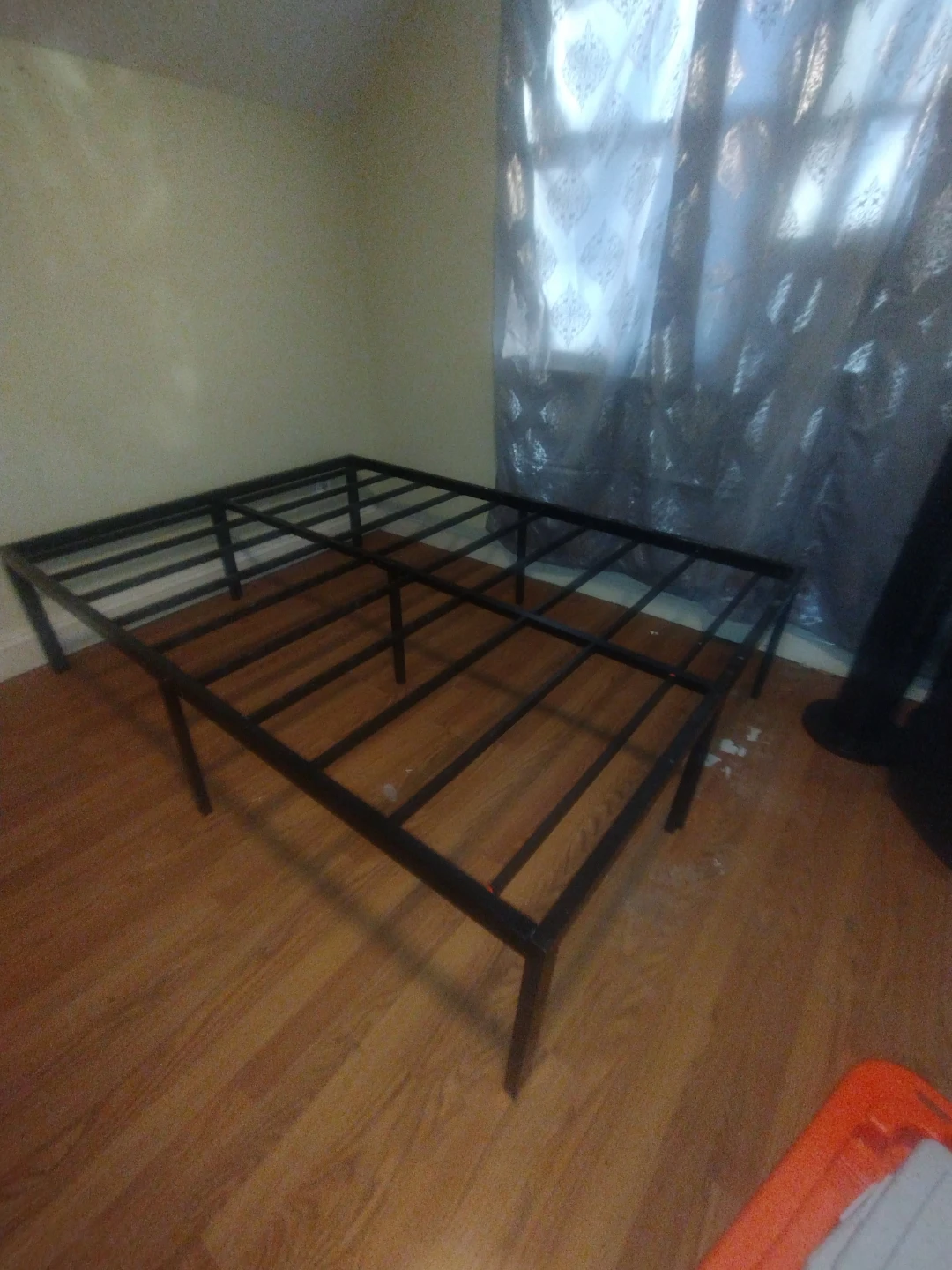 Metal Bed Frame size FULL/QUEEN