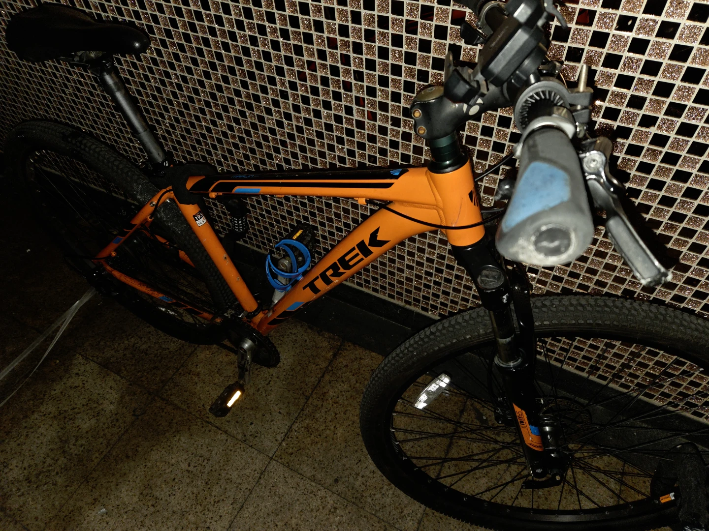 Trek Marlin 6 Mountain Bike - Orange