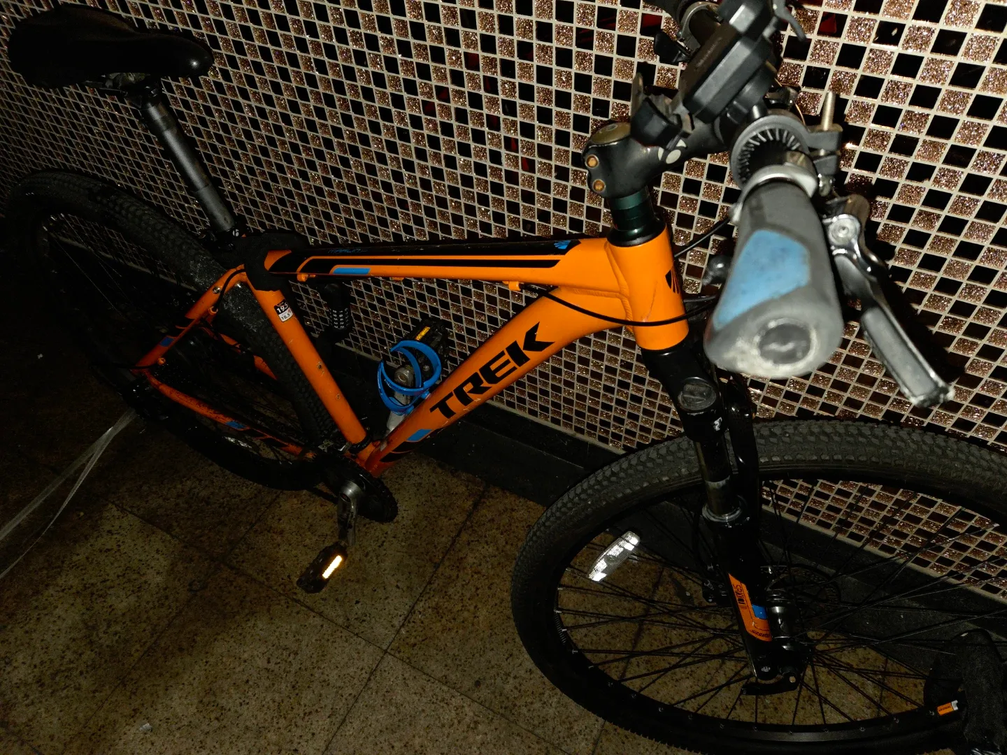 Trek Marlin 6 Mountain Bike - Orange