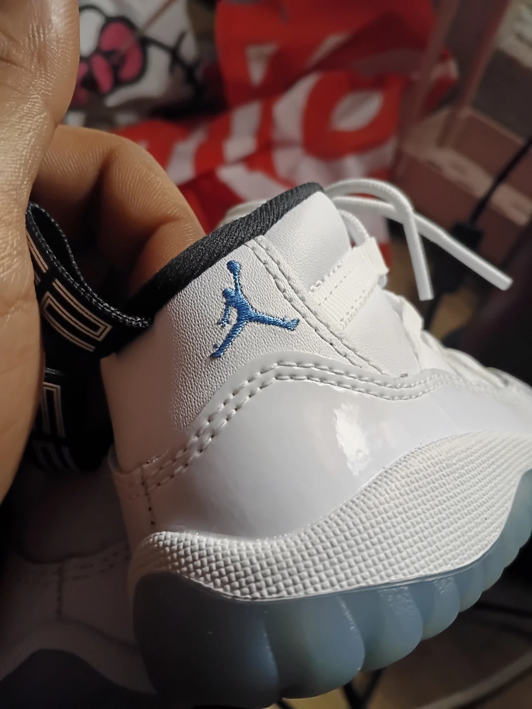 Jordan  legend blues 11s - photo 5