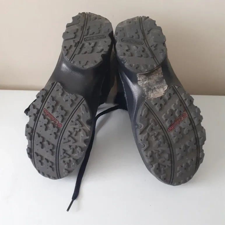 LikeNew~Columbia Black Winter Boots Size 7.5 image indicator(5)