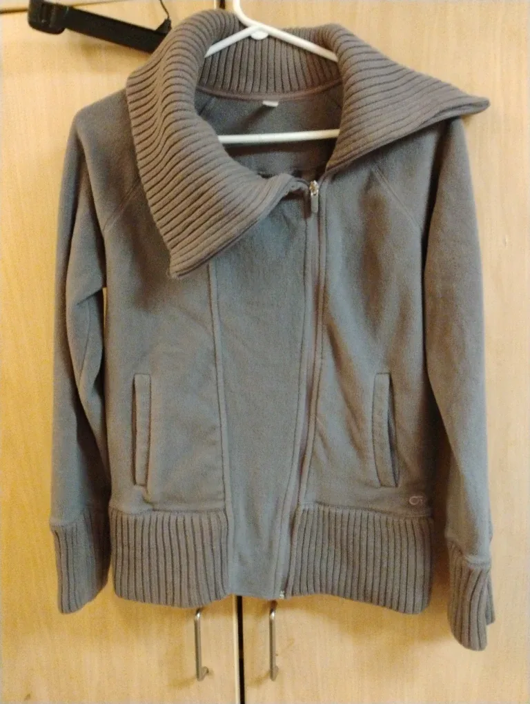 Gap Fleece Jacket, Size S