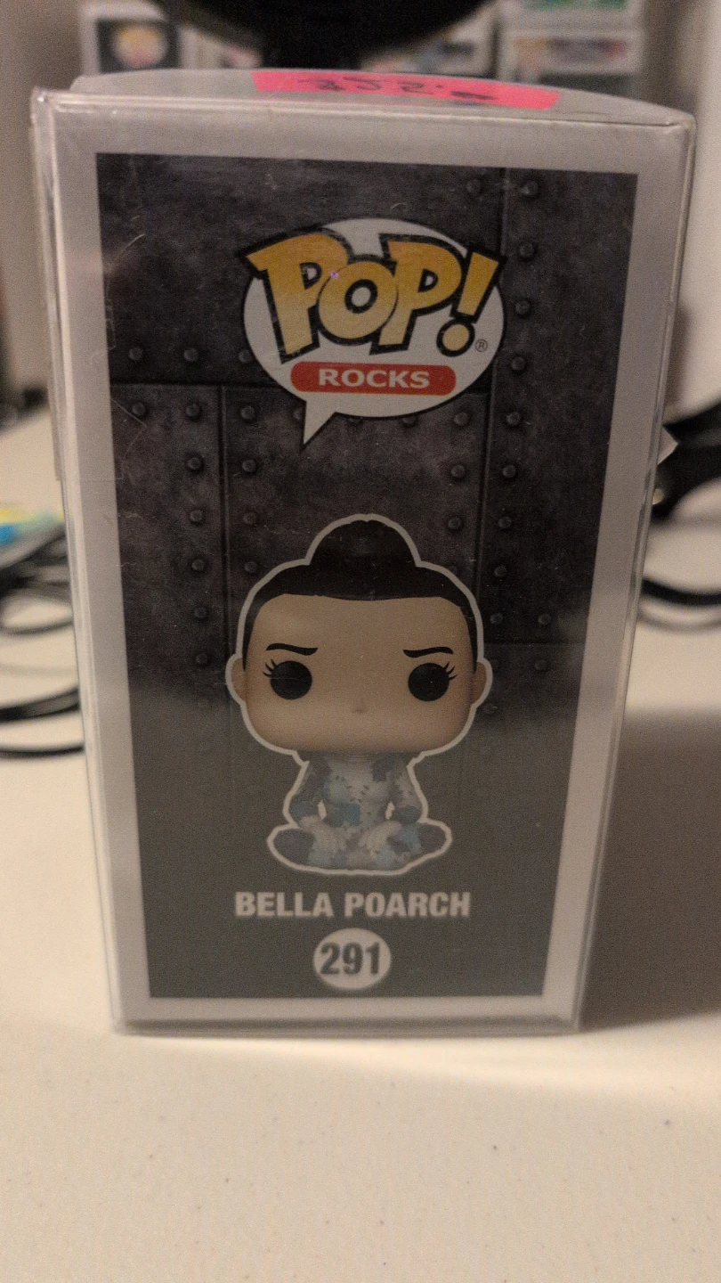 Funko Pop! Rocks: Bella Poarch #291 - photo 2