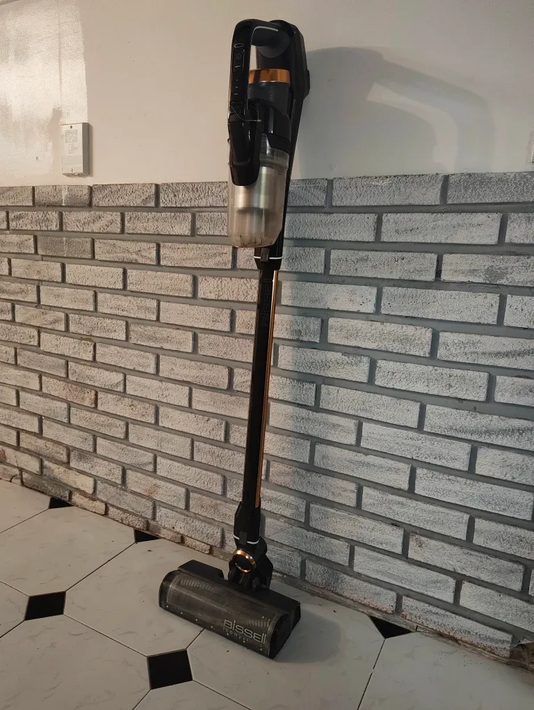 Bissell 2746D Cordless Vacuum image indicator(2)