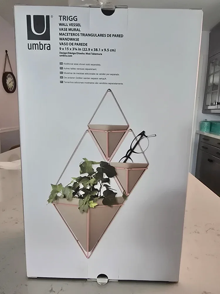 New Umbra Trigg Wall Vessel image indicator(2)