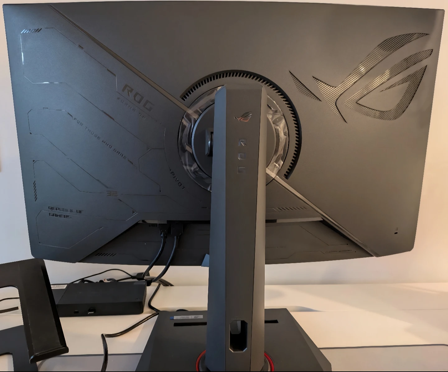 ASUS ROG Strix XG32VCS 32" Gaming Monitor - photo 4