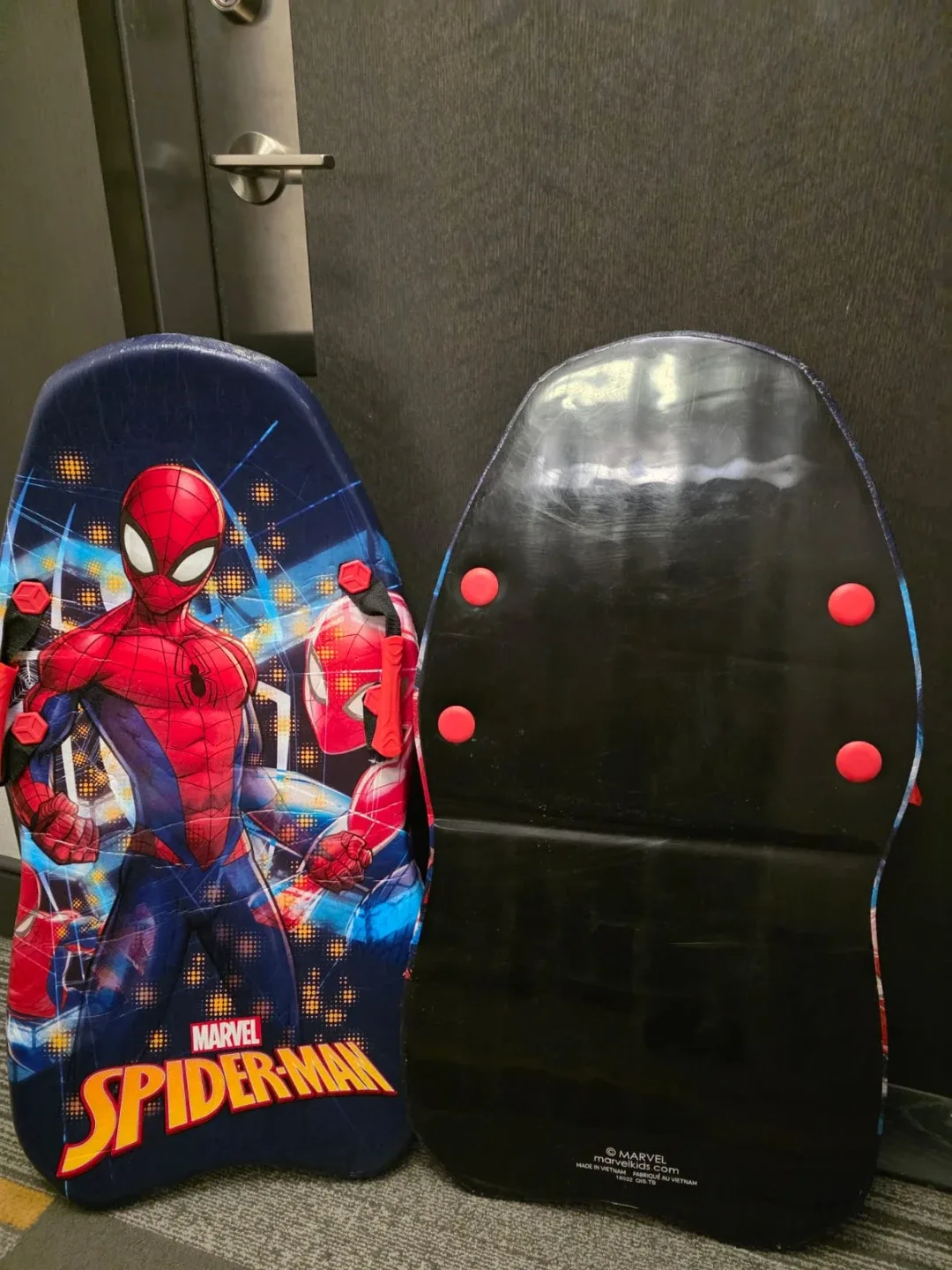 Marvel Spider-Man snow bodyboard image indicator(2)