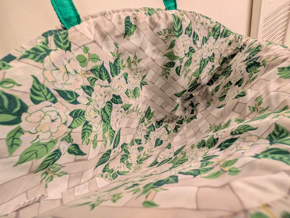 Floral & Woven Green Tote Bag #Cleanout image indicator(3)